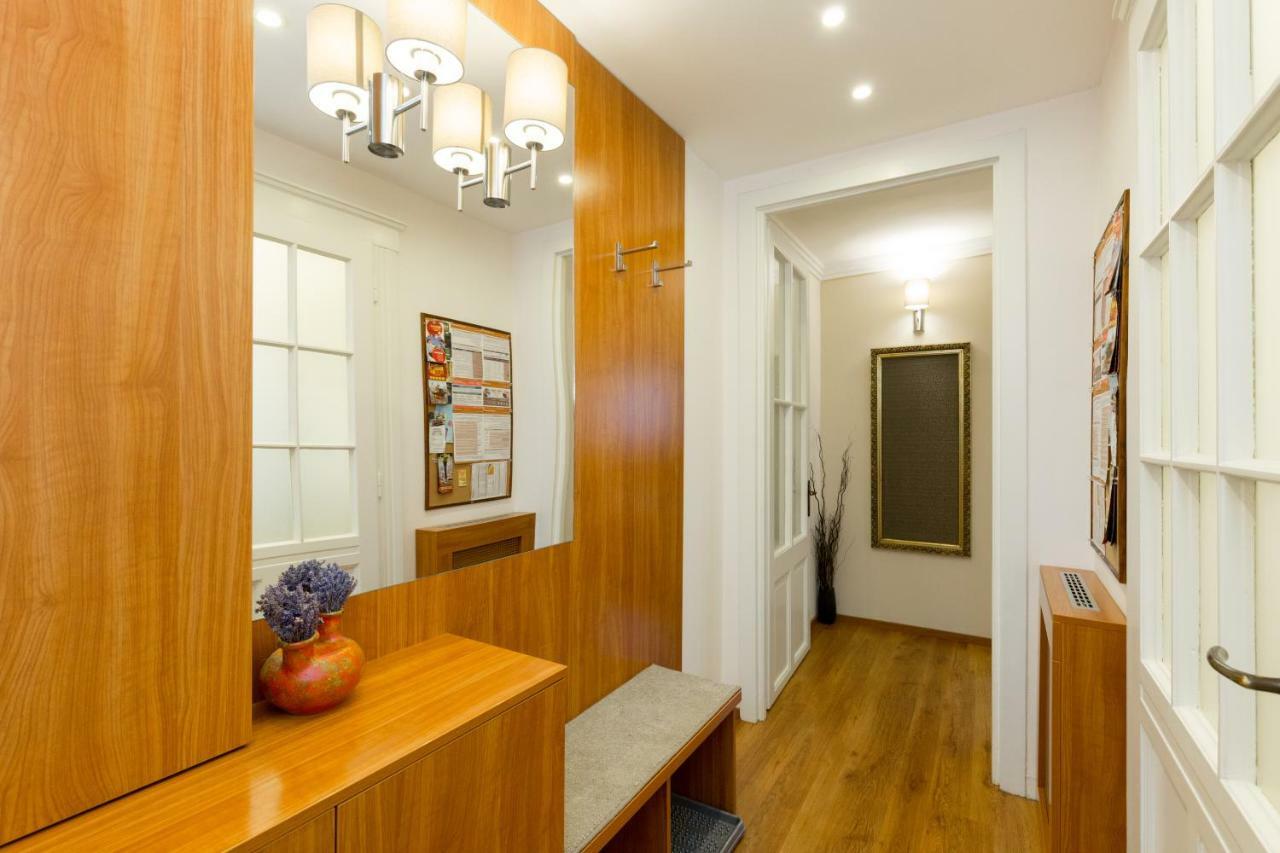 Citypark Villa Flat Budapest Luaran gambar